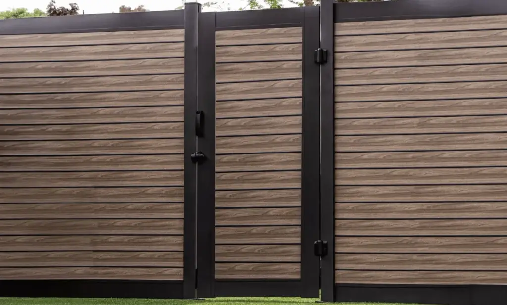 Aluminum Gate with black frames and wood-look pickets